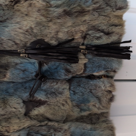 Alberto Makali  Fur Vest with Earthy Tones - Picture 2 of 6